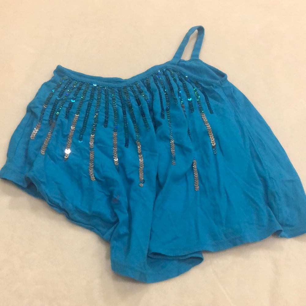 Single sleeve blue sequins shirt size 6